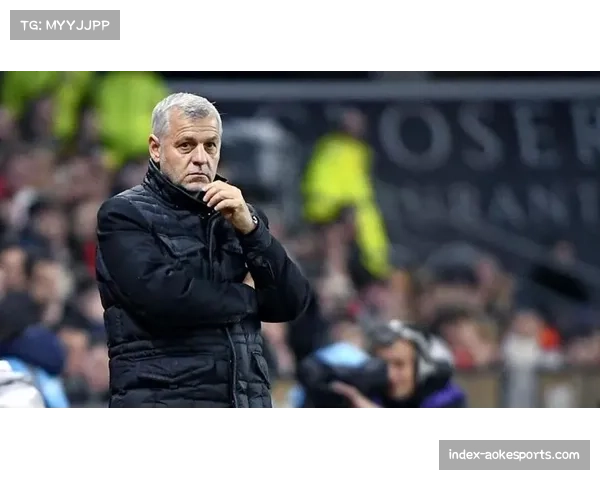 里尔联赛六轮不胜分析:热内西奥执教生涯输球率创新高,双线作战压力凸显 里尔联赛六轮不胜分析:热内西奥执教生涯输球率创新高,双线作战压力凸显